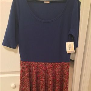 Nicole lularoe